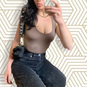 Zenana Outfitters Brown bodysuit